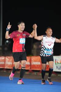 BIB: 43307, 40531, 133
                            <button type="button" onclick="openModal(19768035)" class="btn btn-primary btn-sm float-right btn-popup" data-toggle="modal" data-target=".modal-high-quality">
                        <i class="fas fa-shopping-cart"></i> Add to Cart
                    </button>
                                            <button type="button" onclick="isThisMe(19768035, true)" class="btn btn-success btn-sm float-right btn-popup btn-isme hidden" data-toggle="tooltip" data-placement="bottom" title="นี่คือรูปของคุณใช่ไหม คลิกที่นี่เพื่อเอาเข้าอัลบั้ม">
                        <i class="fas fa-plus"></i> Add to album
                    </button>
                    <button type="button" onclick="isThisMe(19768035, false)" class="btn btn-warning btn-sm float-right btn-popup btn-isnotme hidden">
                        <i class="fas fa-ban"></i> Remove from album
                    </button>